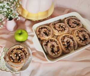 Apple Cinnamon Rolls