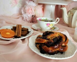 Chocolate Orange Spice Knots